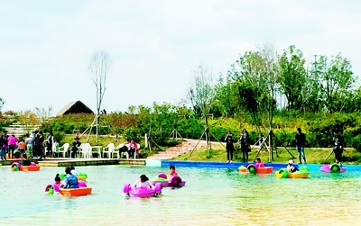 靈山花海日均迎客近萬，休閑觀光活動火爆黃島